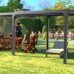 PER 36VB60 BI Pergola bioclimatique ALUMINIUM XXL coloris gris anthracite livrée avec des ventelles latérales aluminium mobiles couleur imitation bois pour côté 3,60 m / Surface de protection : 21,52 m2 / toit réalisé avec lames ovales en aluminium / Garantie : structure 5 ans ventelles 2 ans*