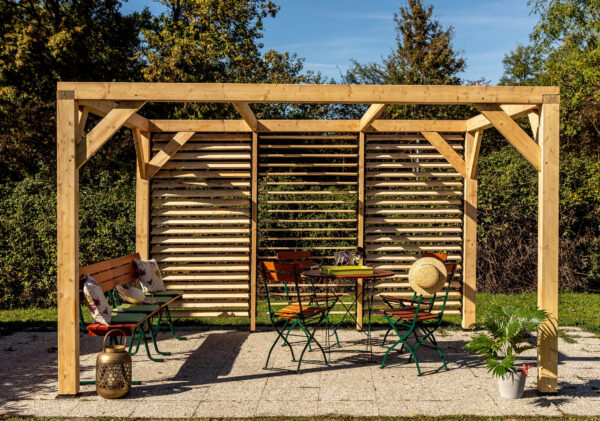 VTDO 3431 V Auvent VENETO fabriqué en douglas massif bois Français naturellement durable avec ventelles réglables mur / surface au sol : 10,60 m2 / Fabriqué en France / Garantie : 5 ans contre les attaques d'insectes et le pourrissement