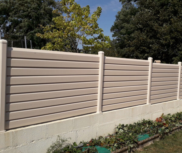 Clôture aluminium persienne Pannecière Sable