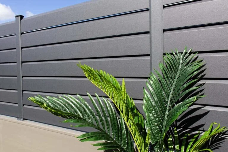 Clôture persienne CLOSEA Plaxé gris anthracite 3 lames pour clôture pvc CLOSEA PLAXE 7016 GRIS ANTHRACITE