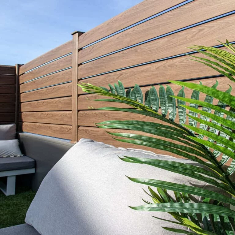 Clôture PVC plaxé toffee CLOSEA