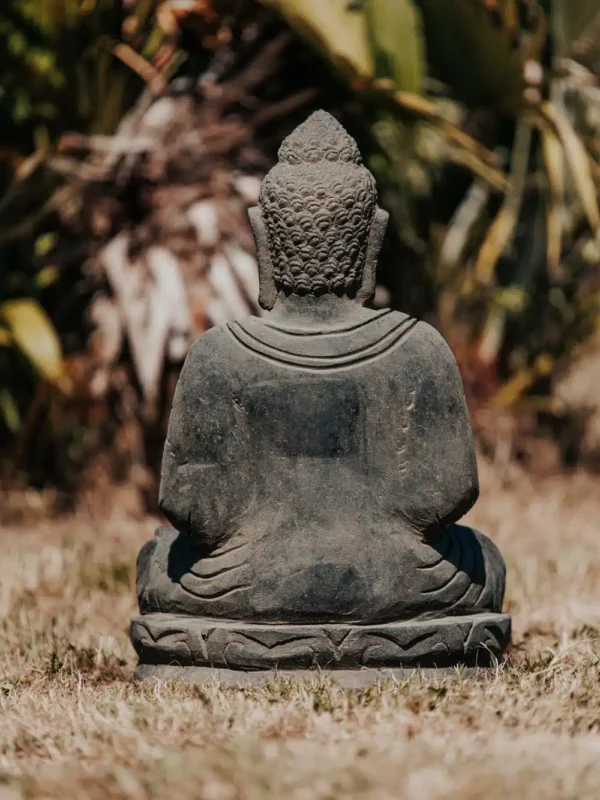 CMJ-PV-SBLOTUS-50-ANT Statue Bouddha fleur de lotus en pierre naturelle - Noir antique 50cm