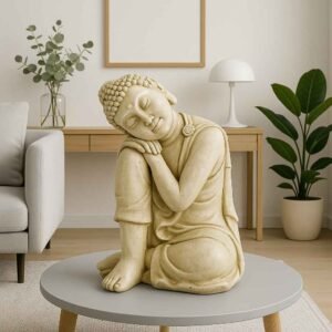 Petite statue Bouddha penseur ton vieilli 47 cm (Mise en situation générée à titre indicatif - visuel non contractuel)