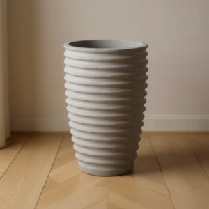 Pot de fleur en pierre - Vase cannelé Nova Ø 36 cm ton anthracite posé au sol