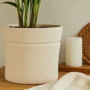 Vase haut évasé Nova ton blanc Ø 63 cm (Mise en situation générée à titre indicatif - visuel non contractuel)