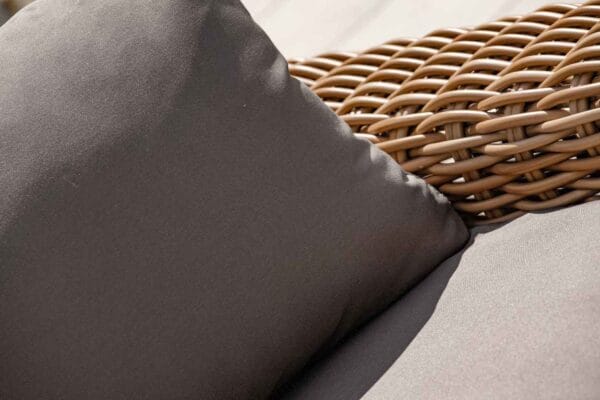 Salon de jardin haut de gamme résine tressée - Bora Bora coussin