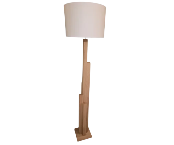 Image principale du Lampadaire design en bois chêne massif Tower, référence MTR-GTWR