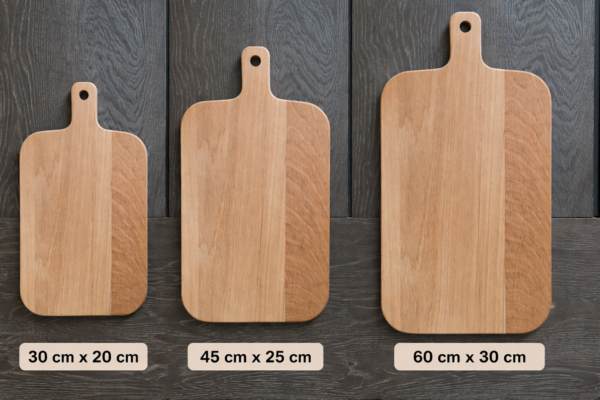 Comparaison de tailles de planches à découper en chêne massif