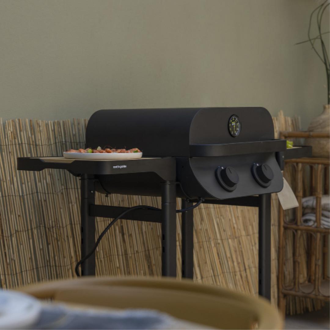 Barbecue électrique pour balcon FLAVO 50 SC ELEC 3 Barbecue électrique balcon FLAVO 50 SC ELEC avec capot et thermomètre, référence EL004T ST
