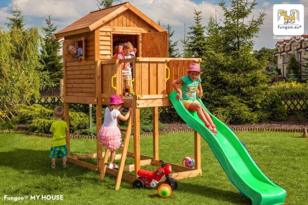 cabane sur pilotis enfant avec toboggan bleu, modèle principal de Fungoo MyHouse, référence 1075PT