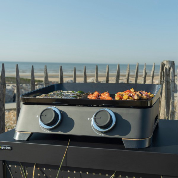 Plancha gaz DUNE 60 2 Plancha de table DUNE 60 - Gaz, image principale du produit PG092 en extérieur