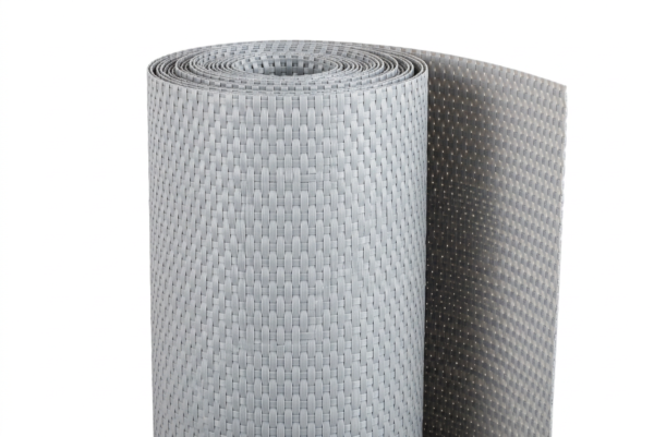 Rouleau occultant grillage rigide gris clair (focus maille)